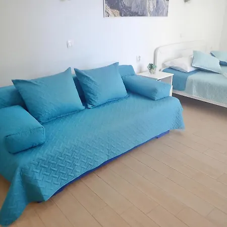 Kiwi-near Paklenica Np スタリグラード